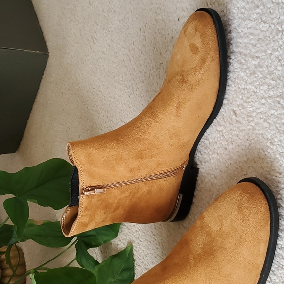 Nine West Short Booties - Picture 3 of 12